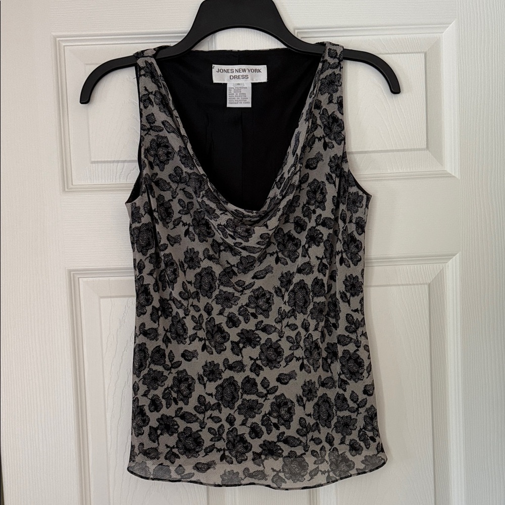 Jones New York Black and Beige/Gray Floral Blouse